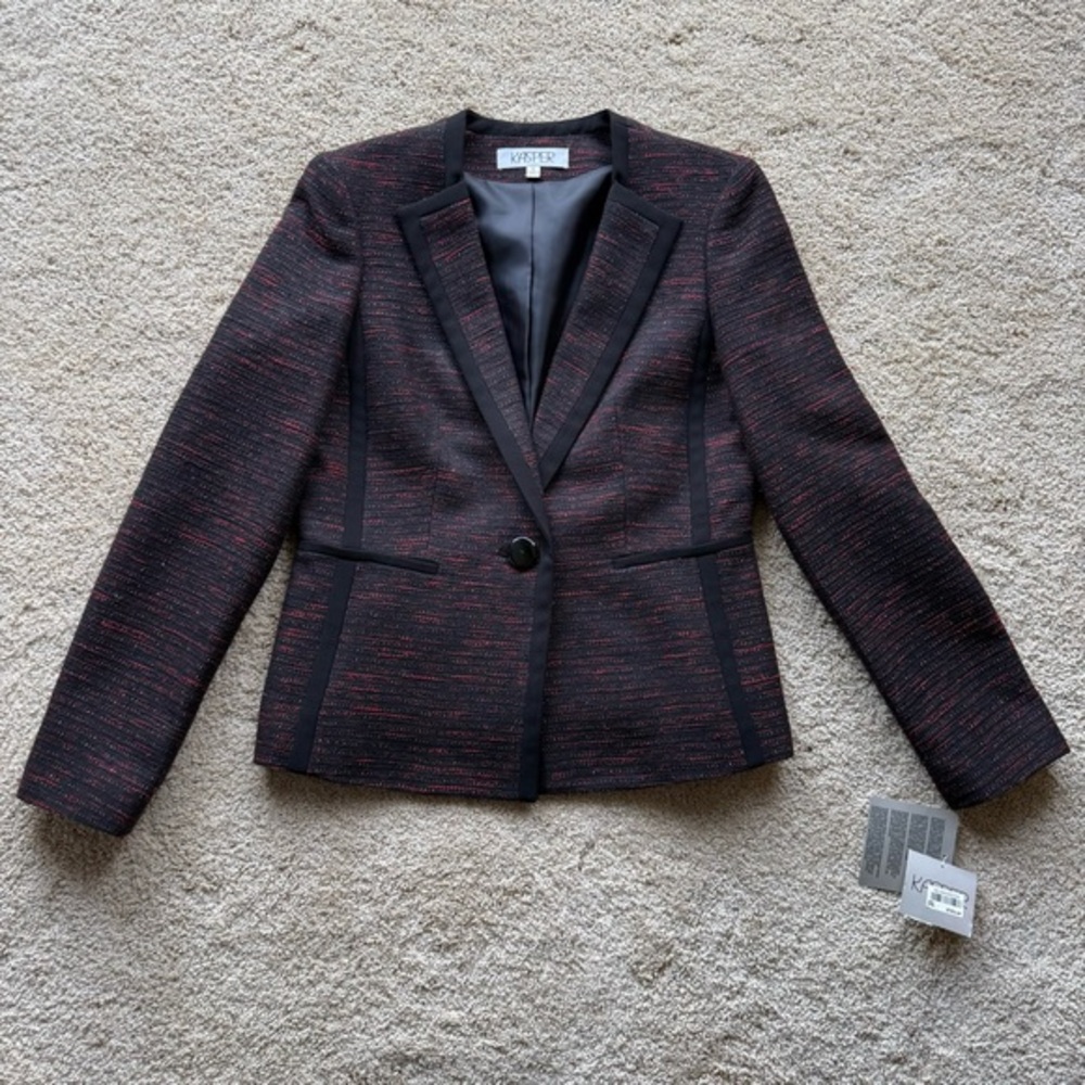 Kasper Textured Blazer NWT Size 4 Black Red Trim